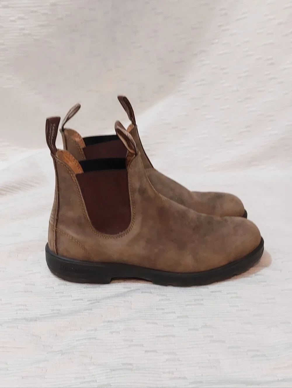 Blundstone Brown Chelsea Boots with Dark Elastic Panels Size 9.5